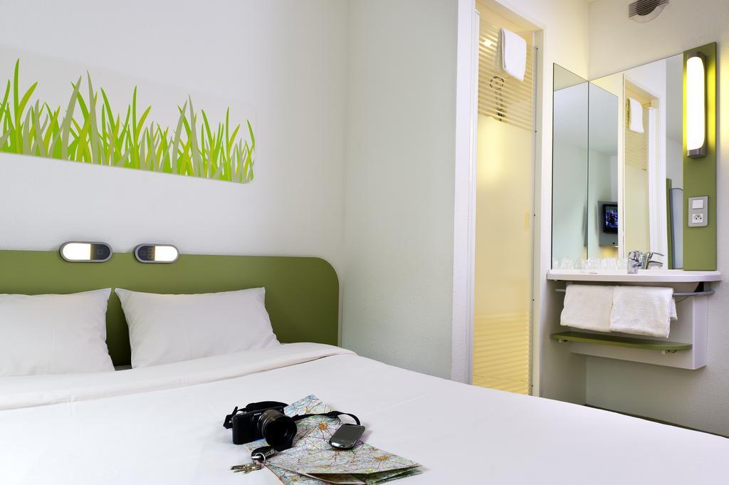 Ibis Budget Lyon Est Шапоне Номер фото